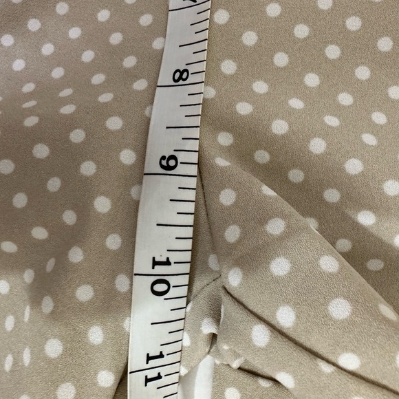 7th Avenue suiting Company sz 4 short silky feel cuffed  shorts - Picture 6 of 11